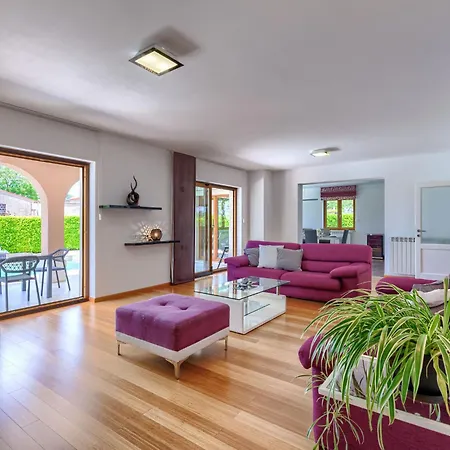 Anastasia By Interhome Sveti Petar u Sumi